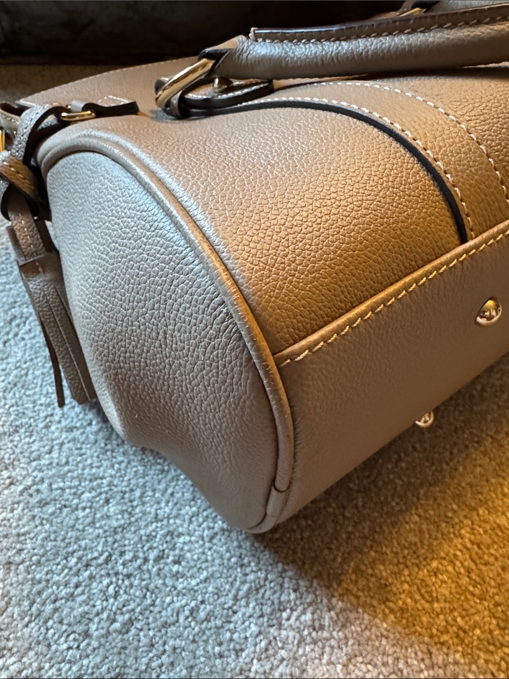 Dooney & Bourke small Sorrento satchel in taupe with strap - Picture 8 of 13